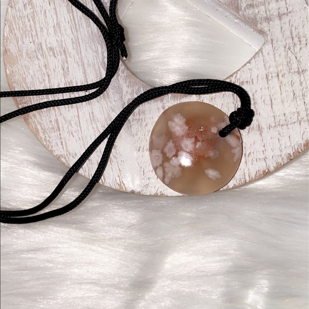 ❌SOLD❌Flower Agate Necklace